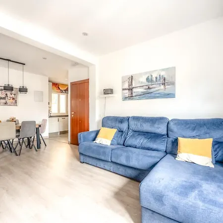 Lujo Proyector, Maquina Arcade, Wifi Y Patinetes Apartman