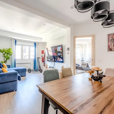 Apartman Lujo Proyector, Maquina Arcade, Wifi Y Patinetes *