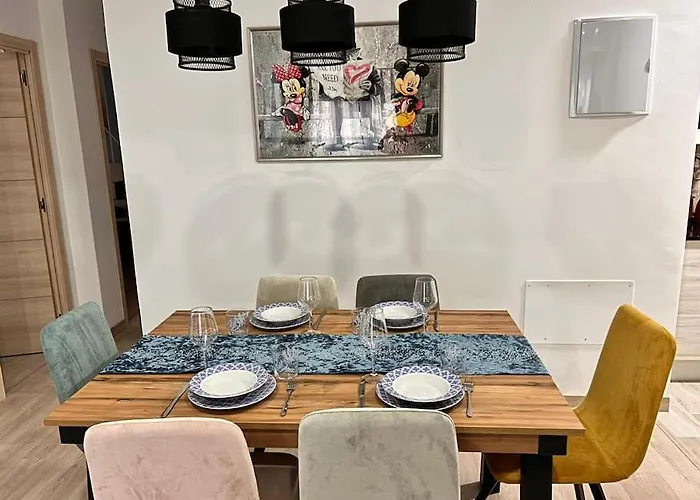 Apartament Lujo Proyector, Maquina Arcade, Wifi Y Patinetes *